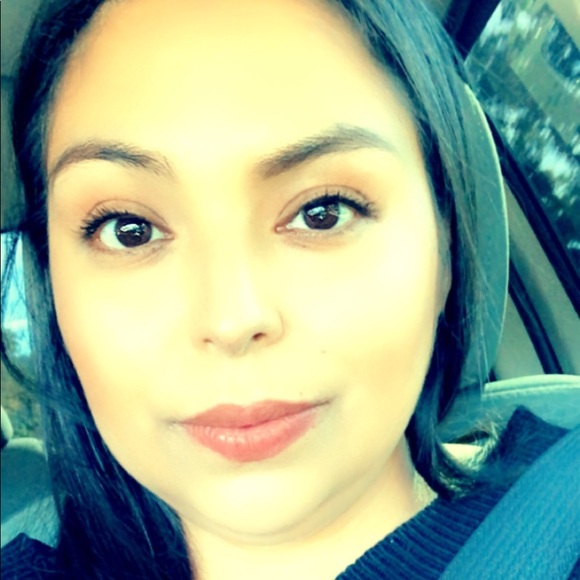 Meet your Posher, Rozella - Picture 1 of 1